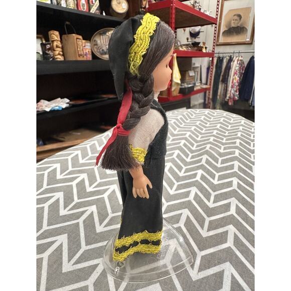 Vintage 1950s Nationality Doll with Sleepy Eyes 5.75”, Greece - Picture 4 of 5